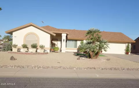 18802 N Suncrest Ct, Sun City West, AZ 85375