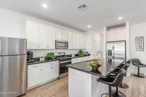 Kitchen - 9434 E Supernova Dr, Mesa, AZ 85212 photo 2 of 3