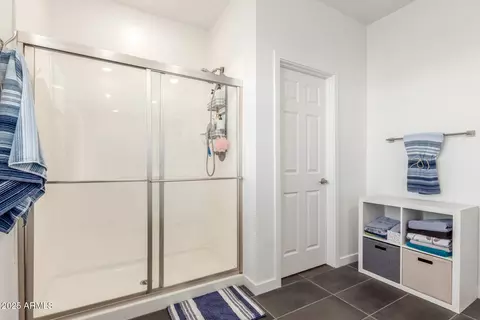 Bath - 9434 E Supernova Dr, Mesa, AZ 85212 photo 2 of 3