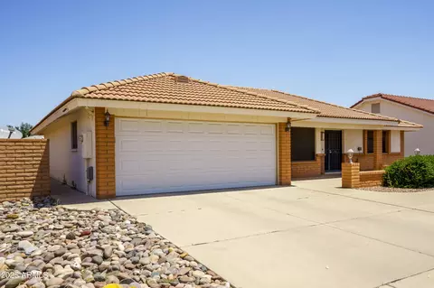 Exterior - 8230 E Navarro Ave, Mesa, AZ 85209 photo 2 of 2