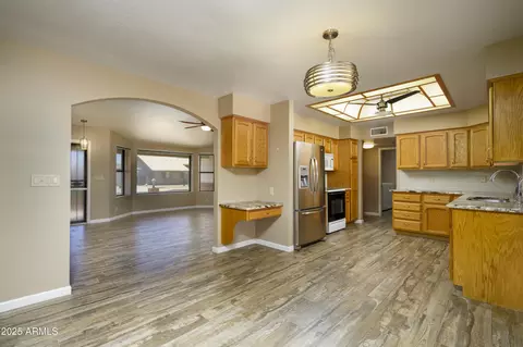 Kitchen - 8230 E Navarro Ave, Mesa, AZ 85209 photo 2 of 4