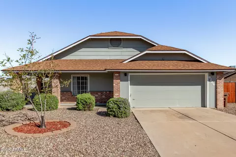 9266 E Quarterline Rd, Mesa, AZ 85207