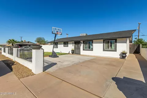 1702 E Chambers St, Phoenix, AZ 85040