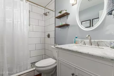 Bath - 1702 E Chambers St, Phoenix, AZ 85040 photo 1 of 2