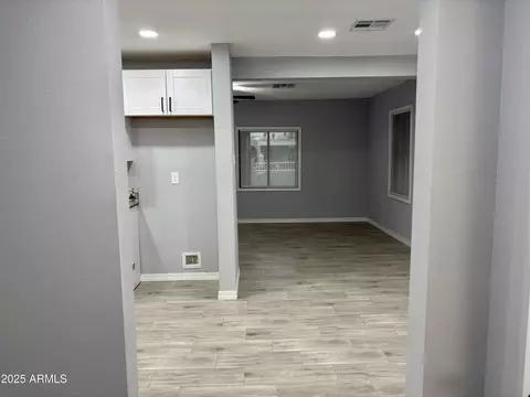Entry Way - 6420 S 4th Ave, Phoenix, AZ 85041 photo 3 of 9