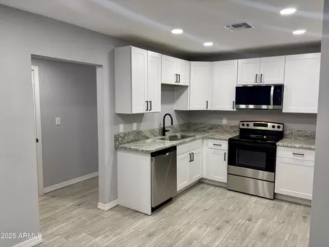 Kitchen - 6420 S 4th Ave, Phoenix, AZ 85041 photo 1 of 5
