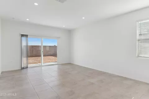 Living - 1307 W Hess Ave, Coolidge, AZ 85128 photo 1 of 2