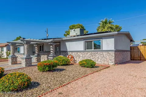 Exterior - 2340 E Sylvia St, Phoenix, AZ 85022 photo 2 of 8