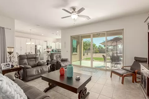 42851 W Mallard Rd, Maricopa, AZ 85138