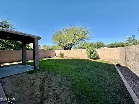 Exterior - 4046 E Saint John Rd, Phoenix, AZ 85032 photo 2 of 4