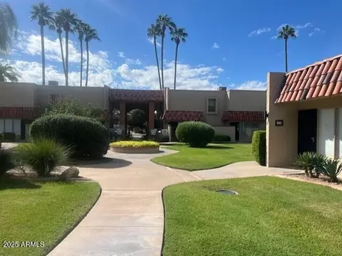 Exterior - 1320 E Bethany Home Rd #72, Phoenix, AZ 85014 photo 5 of 9