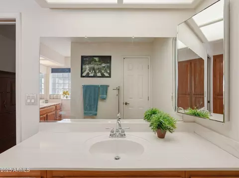 Bath - 7953 E Milagro Ave, Mesa, AZ 85209 photo 2 of 5