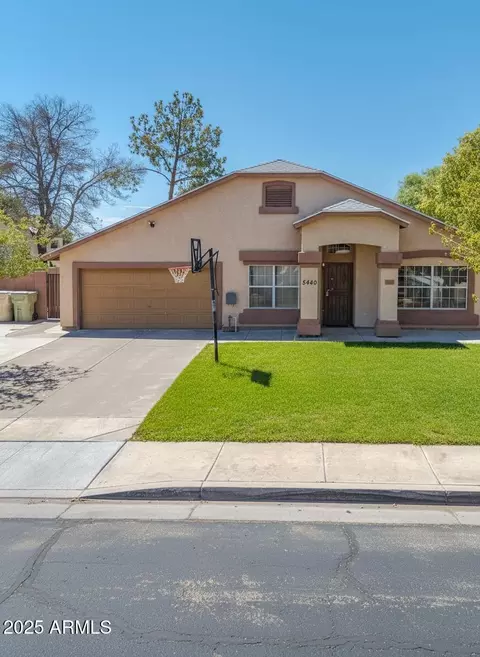 5440 N 80th Ln, Glendale, AZ 85303