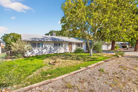 35 W Kayetan Dr, Sierra Vista, AZ 85635