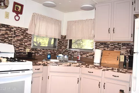 8688 W Lufkin Dr, Pine, AZ 85544 photo 11