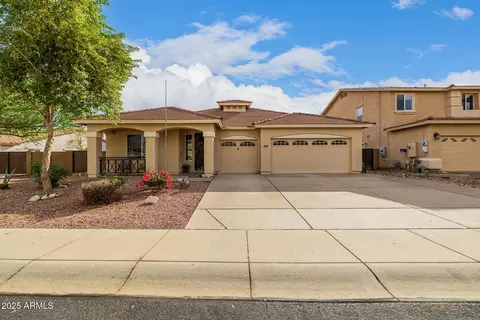 18567 W Onyx Ave, Waddell, AZ 85355