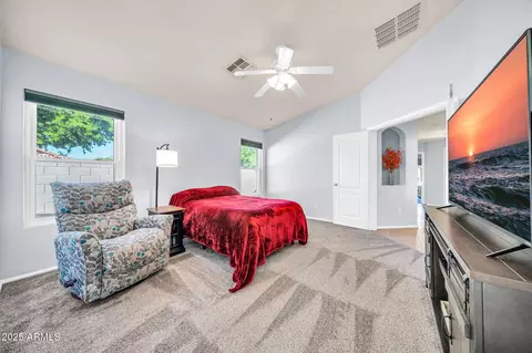 Bedroom - 2425 W Hedgehog Pl, Phoenix, AZ 85085 photo 2 of 7