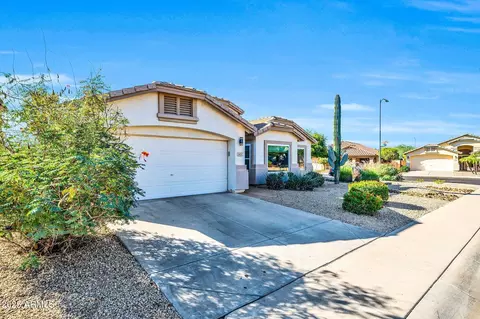 Exterior - 2425 W Hedgehog Pl, Phoenix, AZ 85085 photo 2 of 11