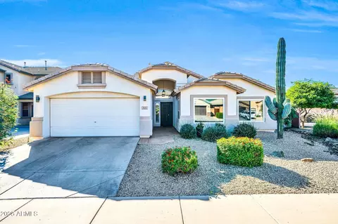 2425 W Hedgehog Pl, Phoenix, AZ 85085
