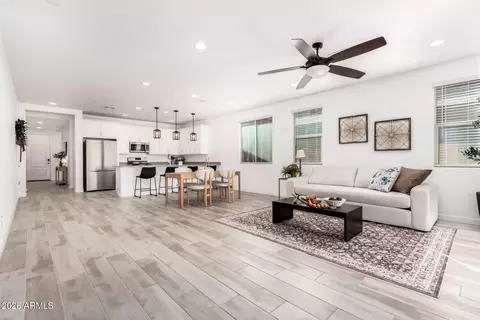 3266 E Wild Dr, San Tan Valley, AZ 85143