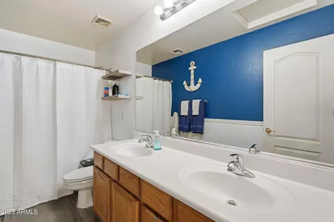Bath - 3751 E Diamond Ct, Gilbert, AZ 85297 photo 4 of 4
