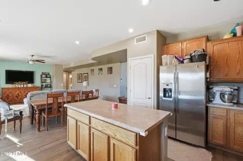Kitchen - 3751 E Diamond Ct, Gilbert, AZ 85297 photo 3 of 4