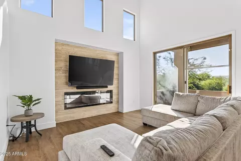 16420 N Thompson Peak Pkwy #1009, Scottsdale, AZ 85260