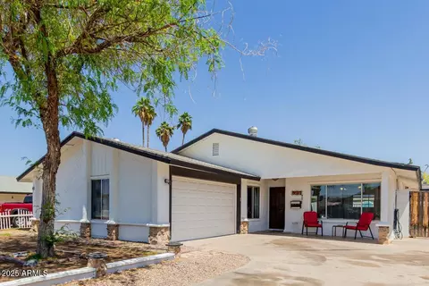 1017 S San Jose Cir, Mesa, AZ 85202