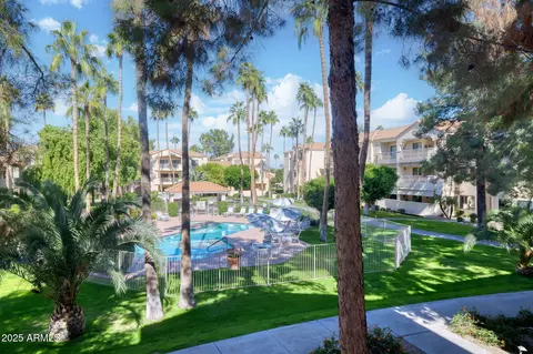 19400 N Westbrook Pkwy #216, Peoria, AZ 85382