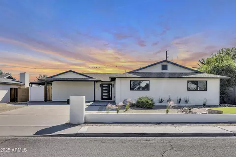 6449 E Oak St, Scottsdale, AZ 85257