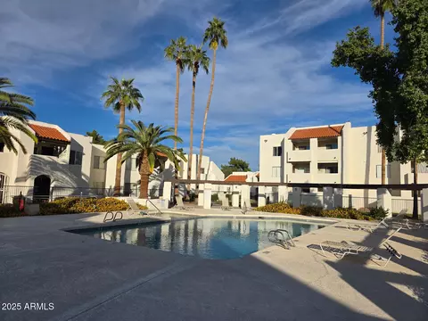 4730 W Northern Ave #1074, Glendale, AZ 85301