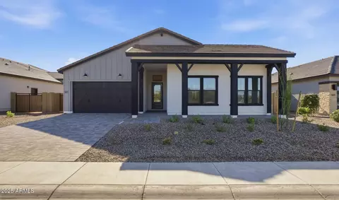 641 E Grayling Rd, San Tan Valley, AZ 85140