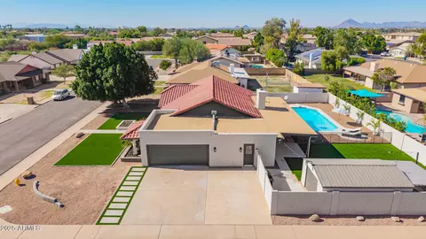 View/Area - 1342 E Kramer Cir, Mesa, AZ 85203 photo 2 of 6