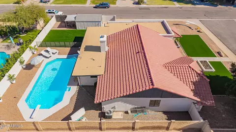 View/Area - 1342 E Kramer Cir, Mesa, AZ 85203 photo 4 of 6