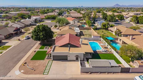 View/Area - 1342 E Kramer Cir, Mesa, AZ 85203 photo 6 of 6