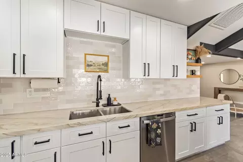 Kitchen - 1342 E Kramer Cir, Mesa, AZ 85203 photo 4 of 5