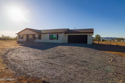 22125 W Laura St, Wittmann, AZ 85361