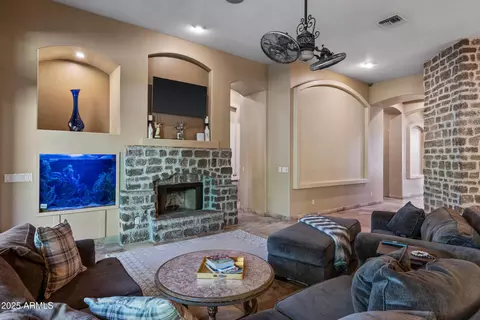 Living - 7745 S Juniper St, Tempe, AZ 85284 photo 4 of 4