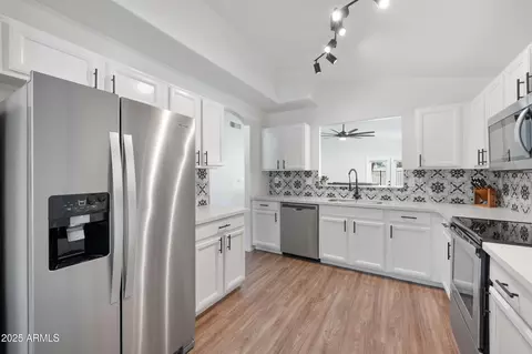 132 W Jasper Dr, Gilbert, AZ 85233
