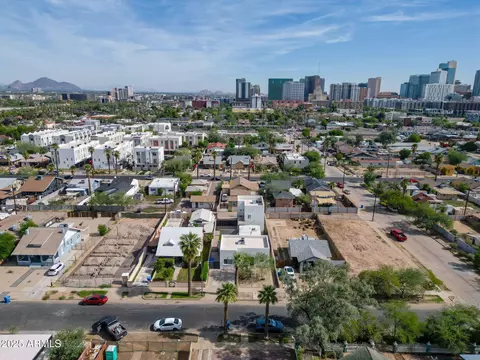 View/Area - 809 N 10th Ave, Phoenix, AZ 85007 photo 2 of 6