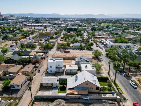 View/Area - 809 N 10th Ave, Phoenix, AZ 85007 photo 6 of 6
