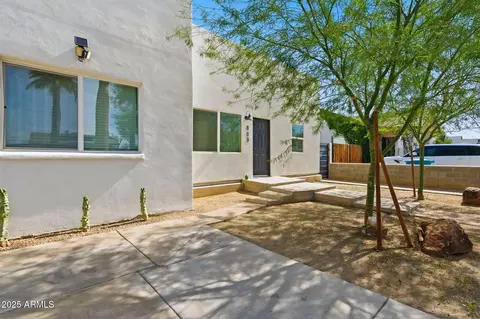 Exterior - 809 N 10th Ave, Phoenix, AZ 85007 photo 3 of 8