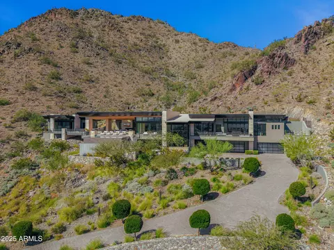 7050 N 39th Pl, Paradise Valley, AZ 85253