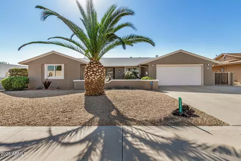 10329 W Gulf Hills Dr, Sun City, AZ 85351