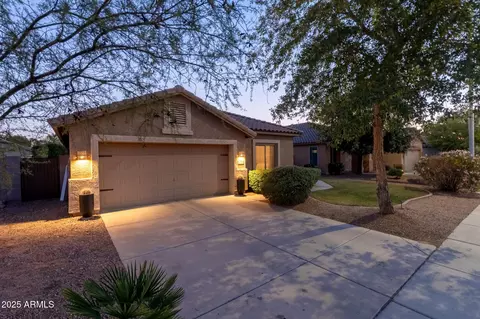 2881 E La Costa Dr, Chandler, AZ 85249