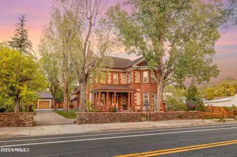 614 W Santa Fe Ave, Flagstaff, AZ 86001