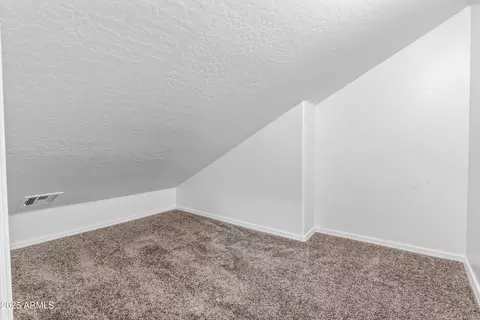 2277 E Huntington Dr, Phoenix, AZ 85040 photo 17