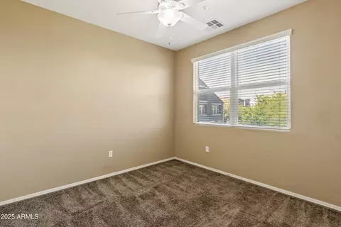 2277 E Huntington Dr, Phoenix, AZ 85040 photo 7