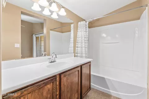 2277 E Huntington Dr, Phoenix, AZ 85040 photo 19