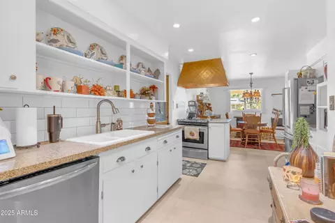 Kitchen - 5480 E Akron St, Mesa, AZ 85205 photo 1 of 4